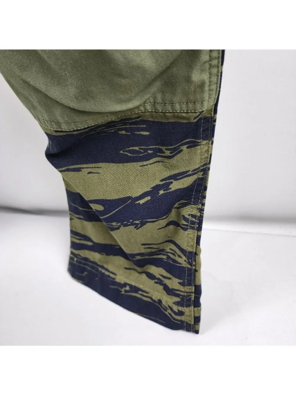 G Star RAW Pants Mens 30x32 Tiger Camo 3D Tapered Cargo 2.0 Vintage Ripstop NWT